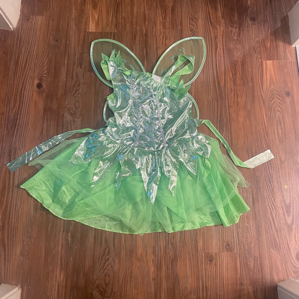 Green fairy costume. Size S (4-6)